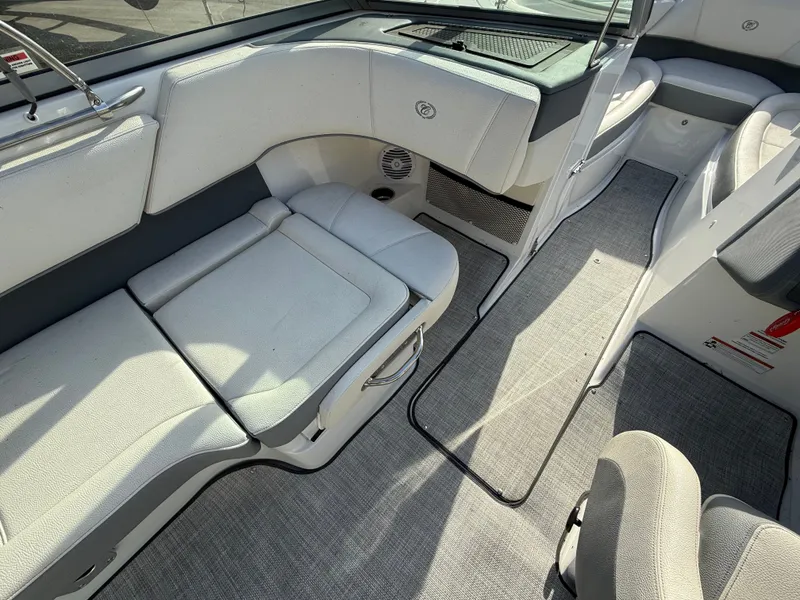 Slide: The Image of Cobalt 220S 2020 - 11