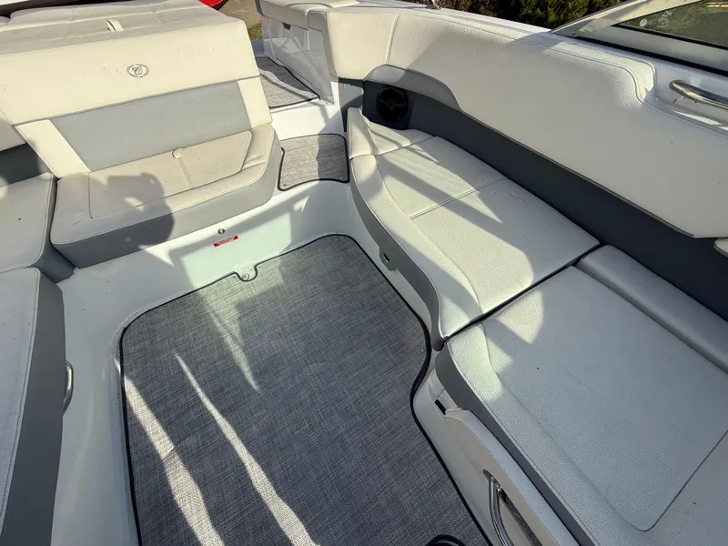 Slide: The Image of Cobalt 220S 2020 - 12