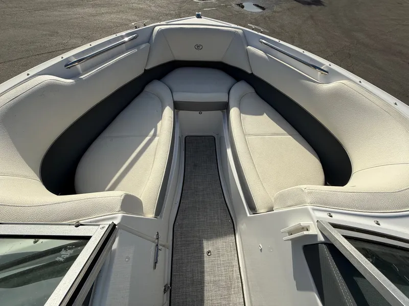 Slide: The Image of Cobalt 220S 2020 - 6