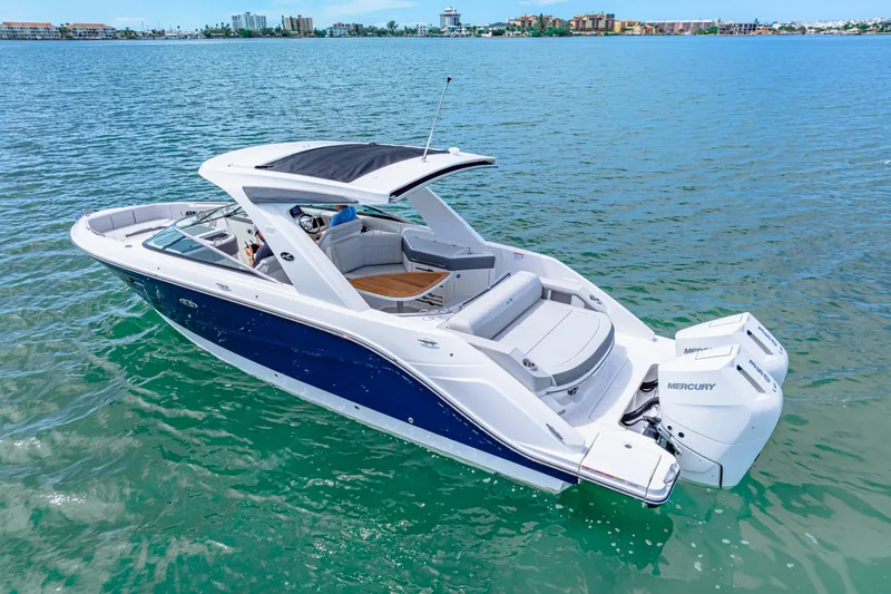 Slide: The Image of Sea Ray SLX 310 Outboard 2026 - 17