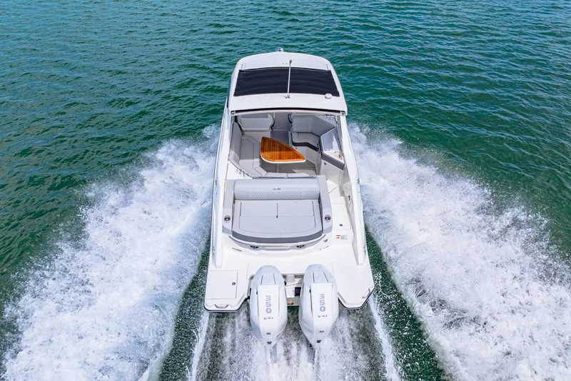 Slide: The Image of Sea Ray SLX 310 Outboard 2026 - 21