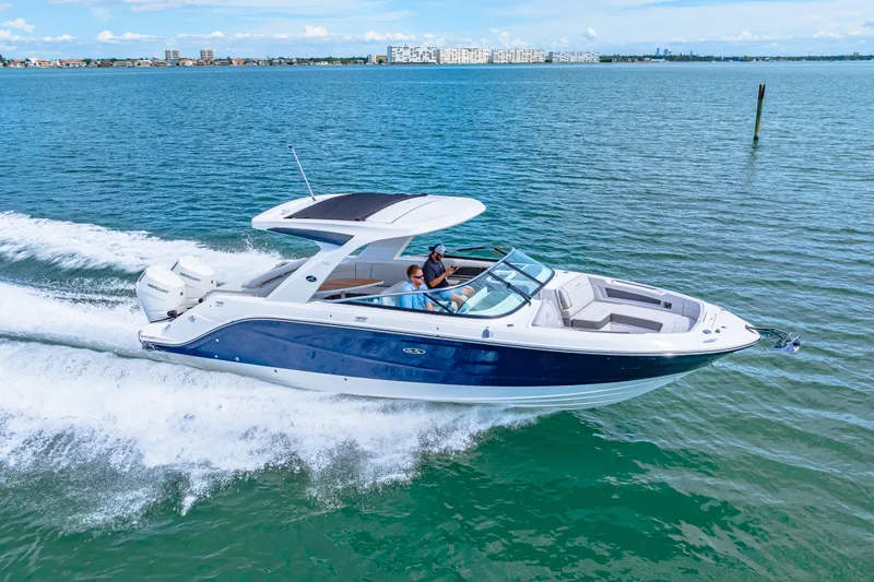 Slide: The Image of Sea Ray SLX 310 Outboard 2026 - 22