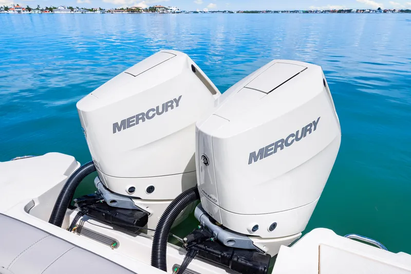Slide: The Image of Sea Ray SLX 310 Outboard 2026 - 26