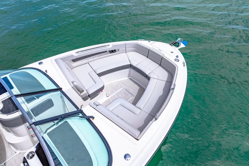 Slide: The Image of Sea Ray SLX 310 Outboard 2026 - 4