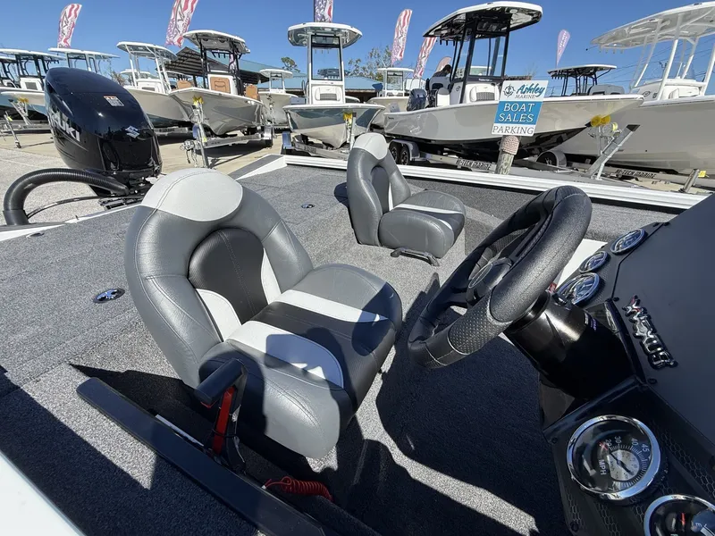 Slide: The Image of Vexus Defender 181 2026 - 7