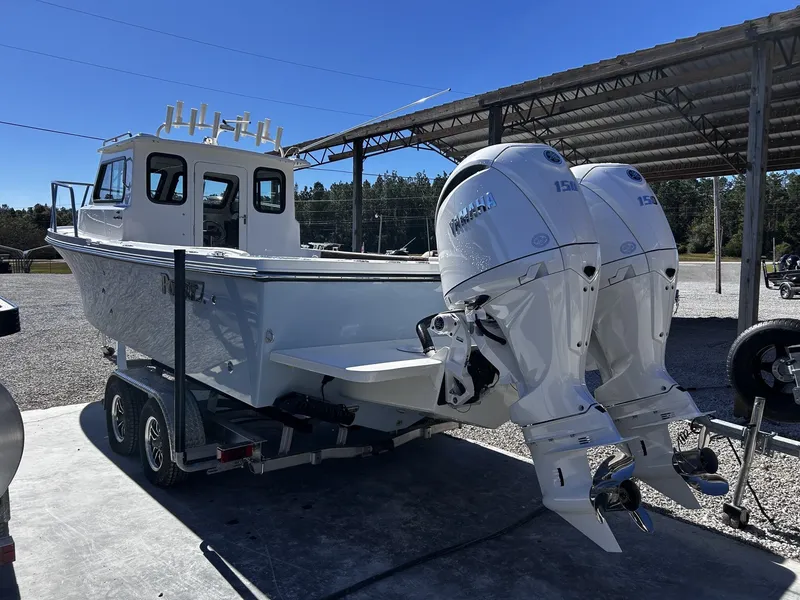 Slide: The Image of Parker Marine 247 Explorer 2026 - 2