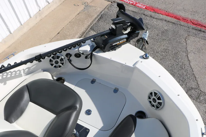 Slide: The Image of Stingray 182 SC 2018 - 22