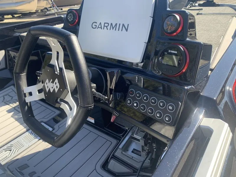 Slide: The Image of Bass Cat Lynx STS 2026 - 10