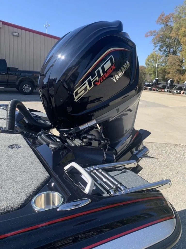 Slide: The Image of Bass Cat Lynx STS 2026 - 4