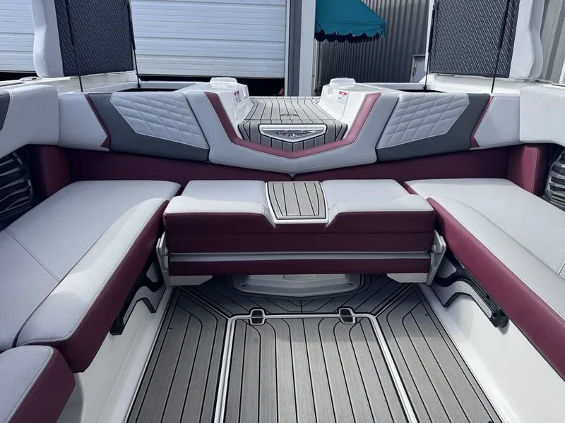 Slide: The Image of Nautique Super Air Nautique G23 2023 - 13