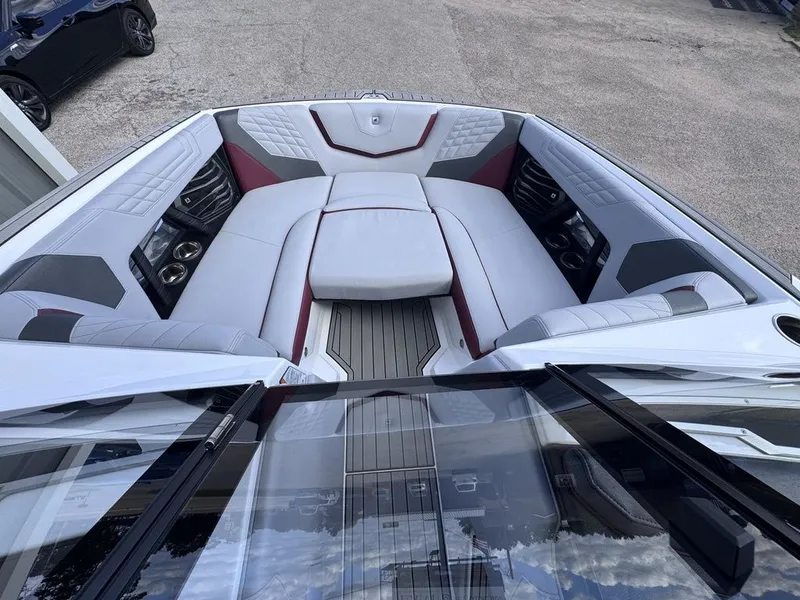 Slide: The Image of Nautique Super Air Nautique G23 2023 - 7