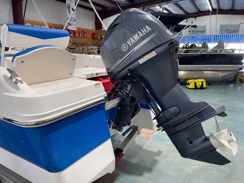 Slide: The Image of Robalo R160 Center Console 2018 - 19