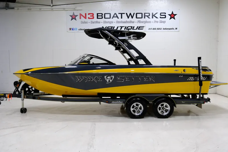 Slide: The Image of Malibu Wakesetter 23 LSV 2011 - 4