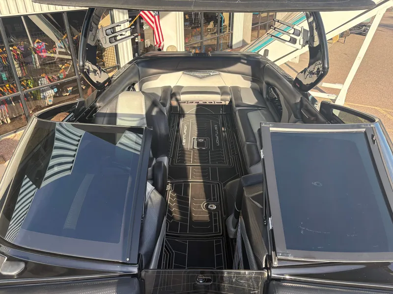 Slide: The Image of Centurion Ri257 2020 - 12