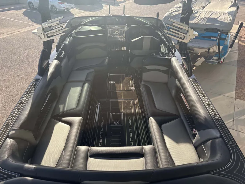 Slide: The Image of Centurion Ri257 2020 - 6