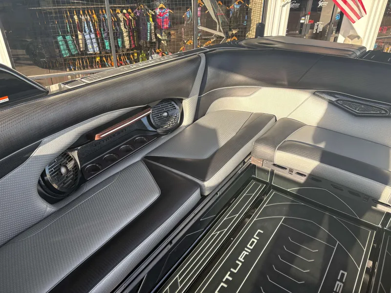 Slide: The Image of Centurion Ri257 2020 - 9