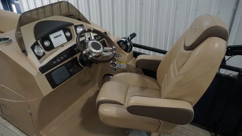 Slide: The Image of Harris 240SOL SL TT 2018 - 14