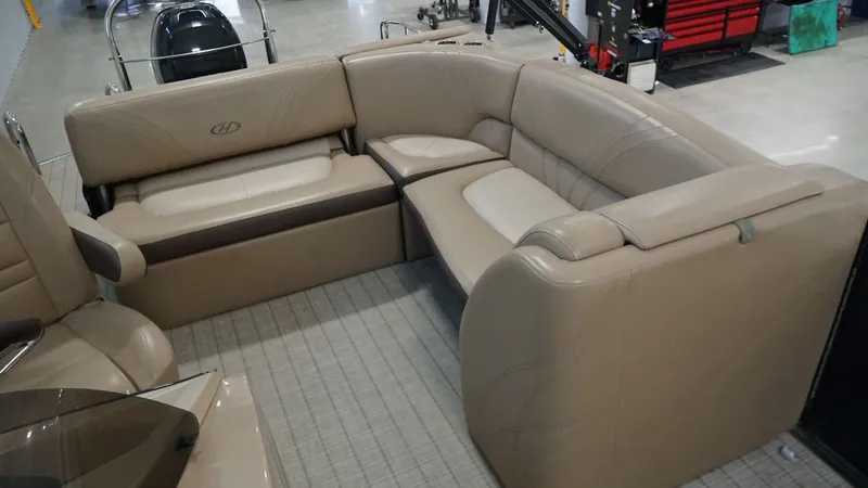 Slide: The Image of Harris 240SOL SL TT 2018 - 33