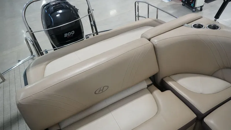 Slide: The Image of Harris 240SOL SL TT 2018 - 38