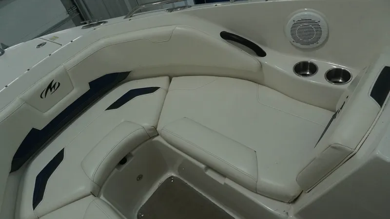 Slide: The Image of Monterey 234FS 2008 - 19