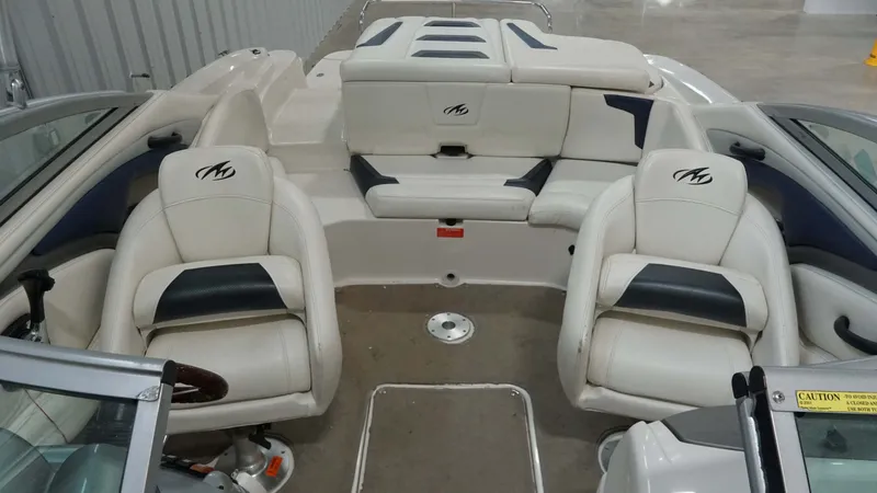 Slide: The Image of Monterey 234FS 2008 - 23