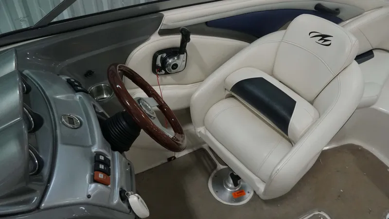 Slide: The Image of Monterey 234FS 2008 - 24