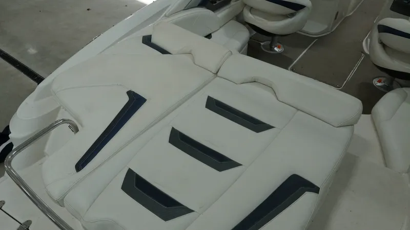 Slide: The Image of Monterey 234FS 2008 - 5