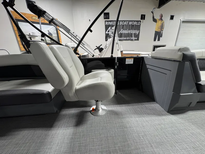 Slide: The Image of Sylvan R20 LZ 2026 - 22