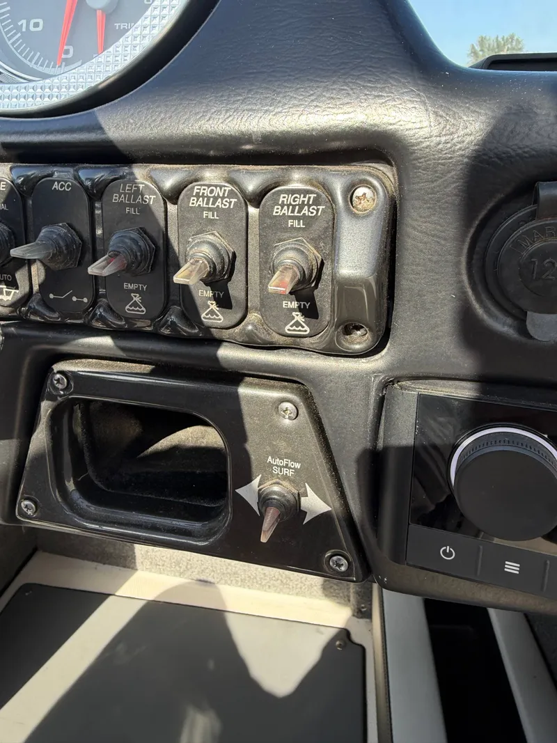 Slide: The Image of Moomba Craz 2017 - 11