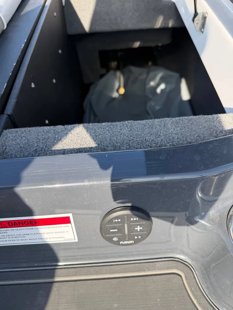 Slide: The Image of Moomba Craz 2017 - 17