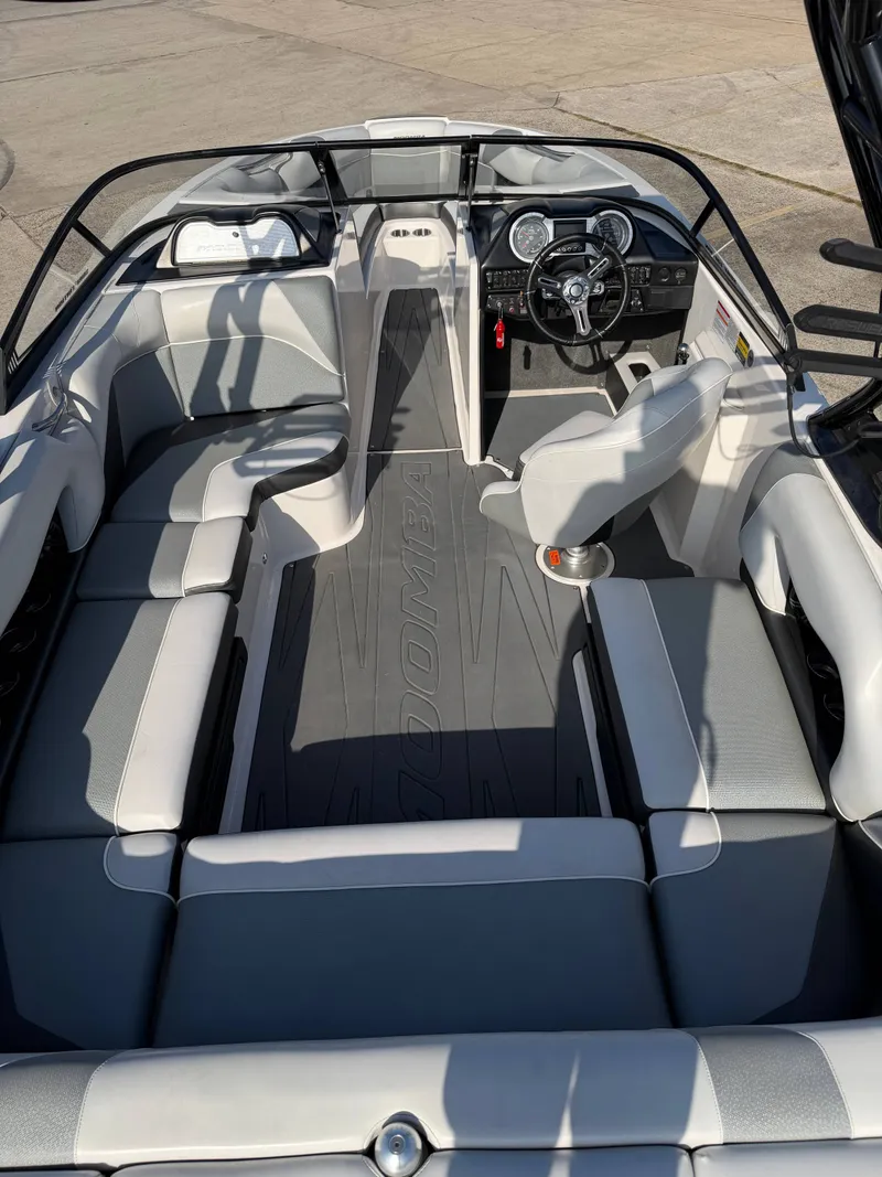 Slide: The Image of Moomba Craz 2017 - 23