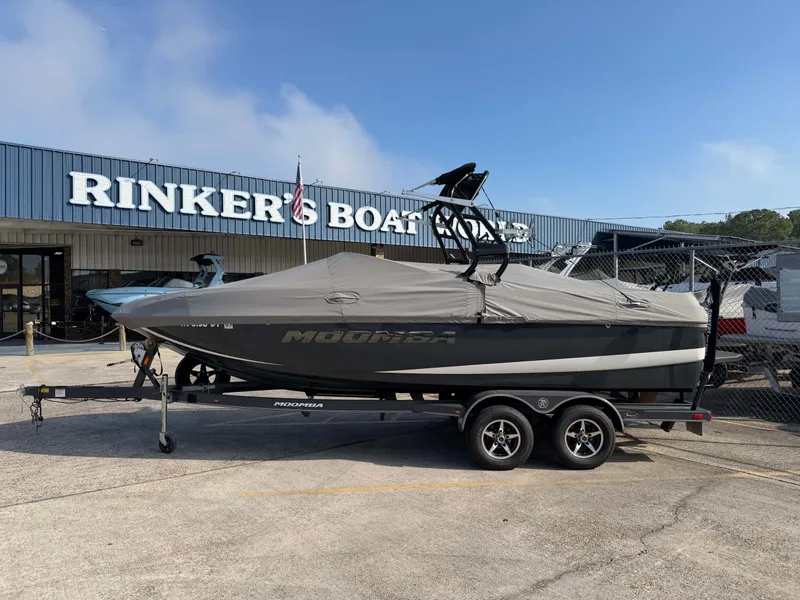 Slide: The Image of Moomba Craz 2017 - 7