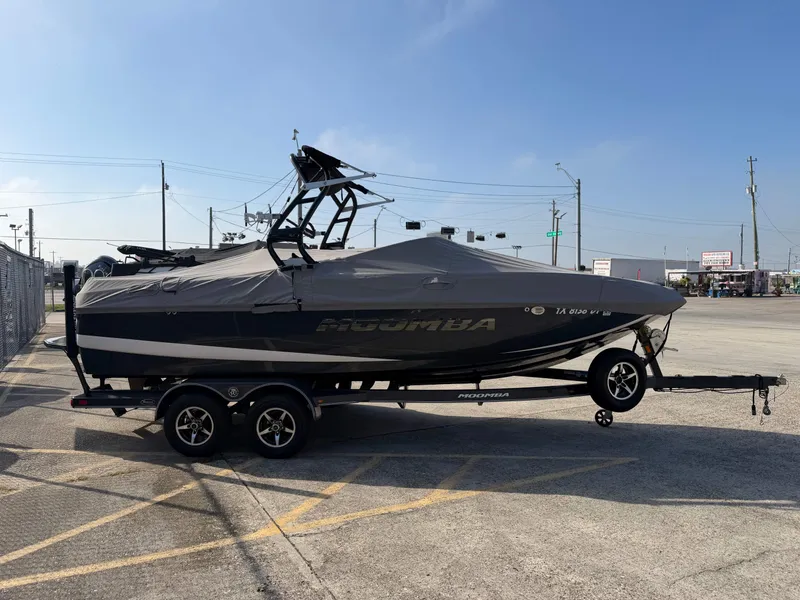 Slide: The Image of Moomba Craz 2017 - 8