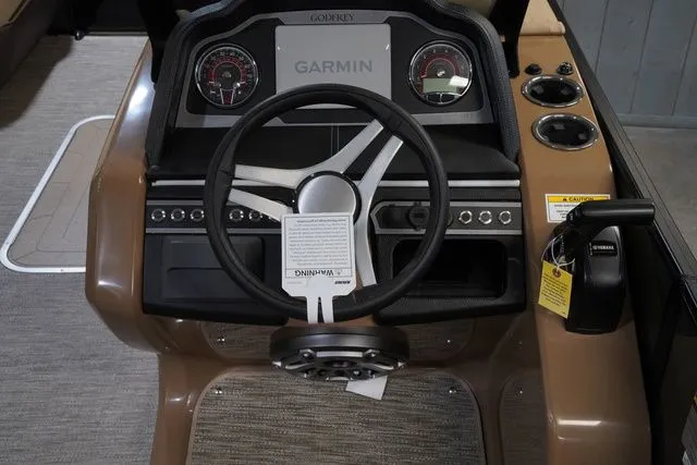 Slide: The Image of Godfrey Monaco 235 SFL 27" Impact Center Tube Package 2026 - 13