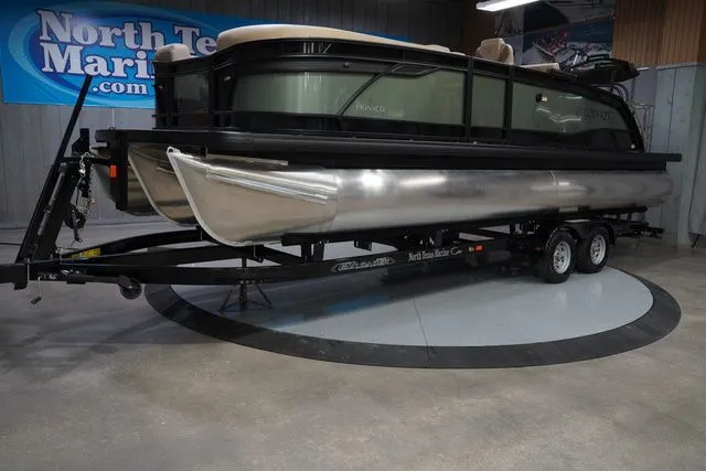 Slide: The Image of Godfrey Monaco 235 SFL 27" Impact Center Tube Package 2026 - 2