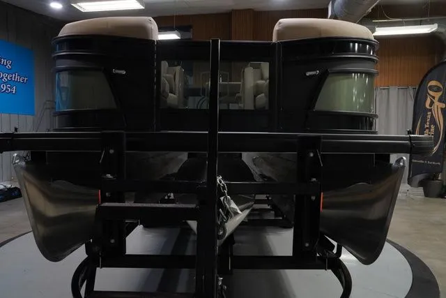 Slide: The Image of Godfrey Monaco 235 SFL 27" Impact Center Tube Package 2026 - 3