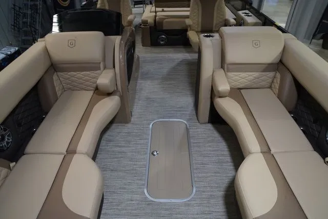 Slide: The Image of Godfrey Monaco 235 SFL 27" Impact Center Tube Package 2026 - 9