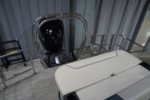 Slide: The Image of Godfrey Sweetwater 2286 SFLC 27" Impact Center Tube Packag 2026 - 15