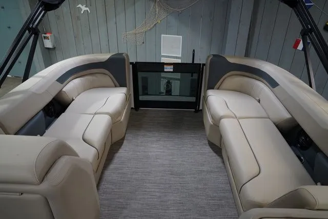 Slide: The Image of Godfrey Sweetwater 2286 SFLC 27" Impact Center Tube Packag 2026 - 9