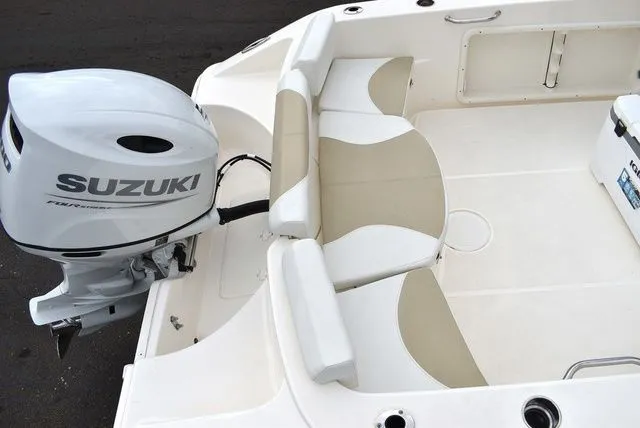 Slide: The Image of Bulls Bay 230CC 2024 - 10