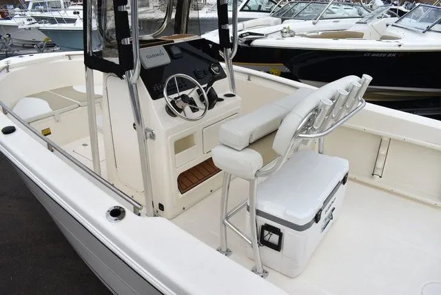 Slide: The Image of Bulls Bay 230CC 2024 - 16