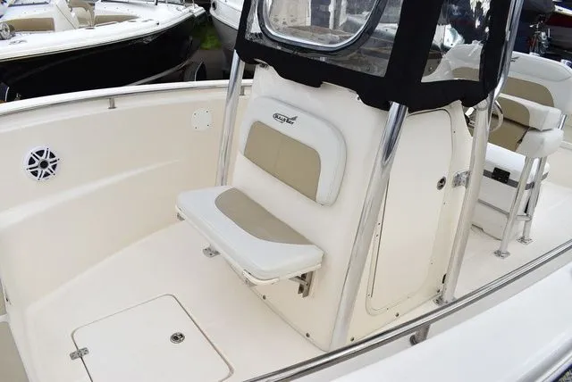 Slide: The Image of Bulls Bay 230CC 2024 - 18