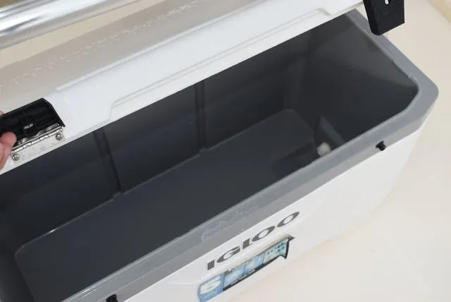 Slide: The Image of Bulls Bay 230CC 2024 - 30