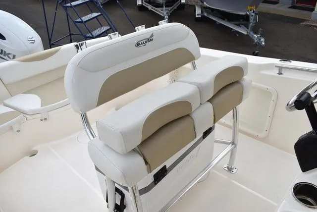 Slide: The Image of Bulls Bay 230CC 2024 - 31