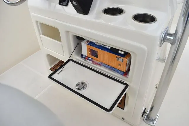 Slide: The Image of Bulls Bay 230CC 2024 - 34