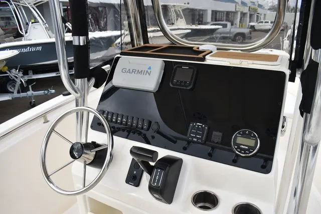 Slide: The Image of Bulls Bay 230CC 2024 - 35