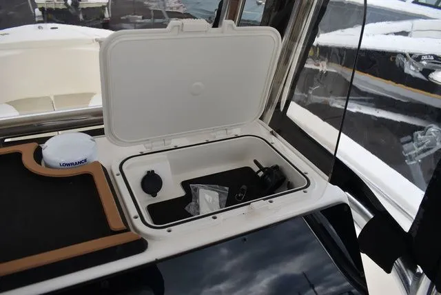 Slide: The Image of Bulls Bay 230CC 2024 - 40