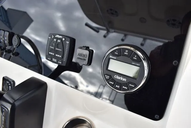 Slide: The Image of Bulls Bay 230CC 2024 - 44