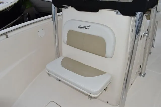 Slide: The Image of Bulls Bay 230CC 2024 - 48