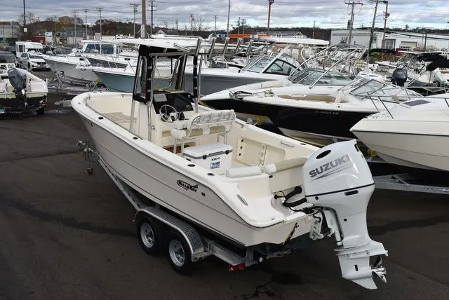 Slide: The Image of Bulls Bay 230CC 2024 - 6